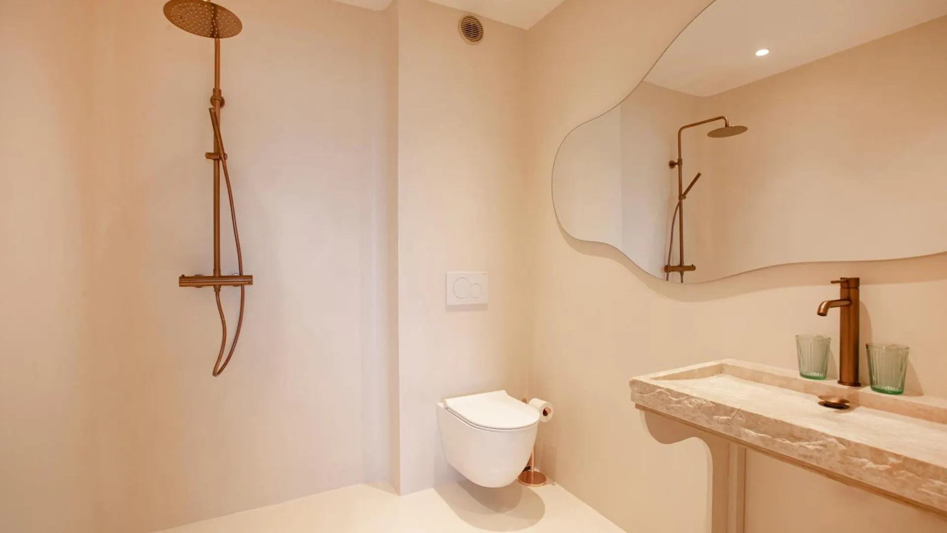 ****  Tinah Saint-Tropez Hotel France