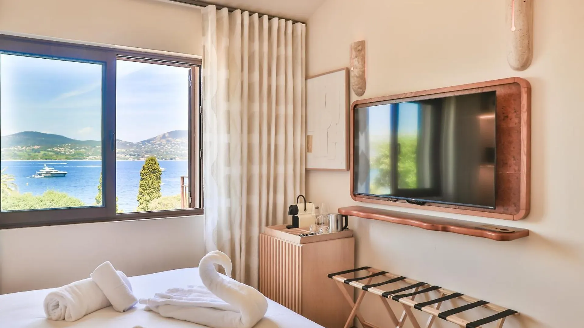 Tinah Saint-Tropez Hotel