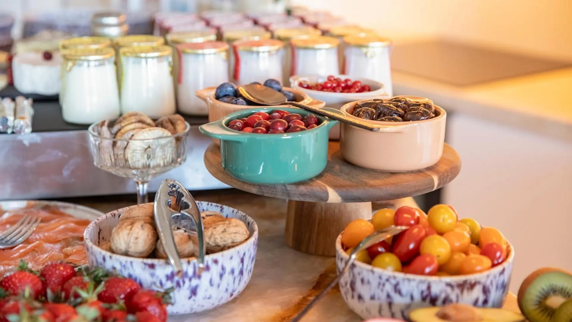 Tinah Saint-Tropez Hotel